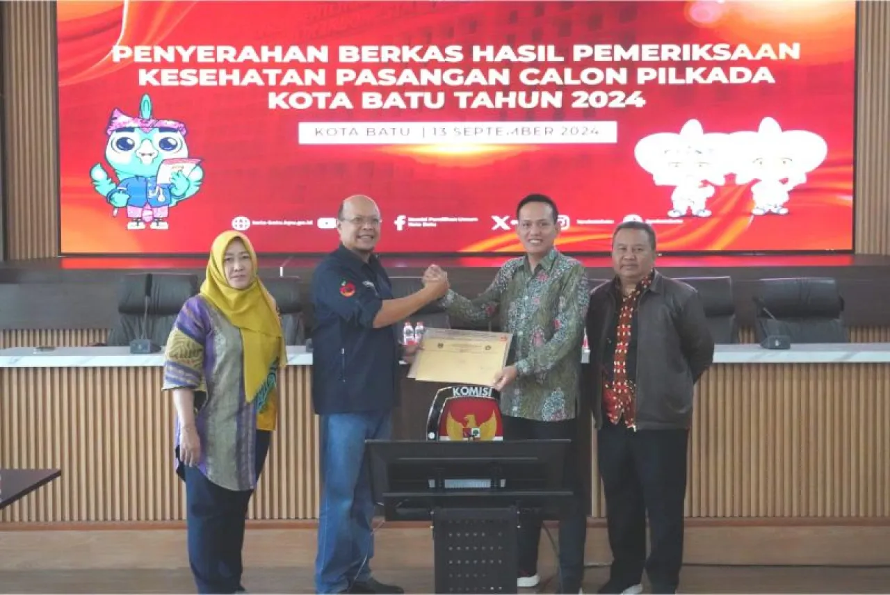 KPU Kota Batu Terima Dokumen Hasil Pemeriksaan Kesehatan Tiga Bapaslon 