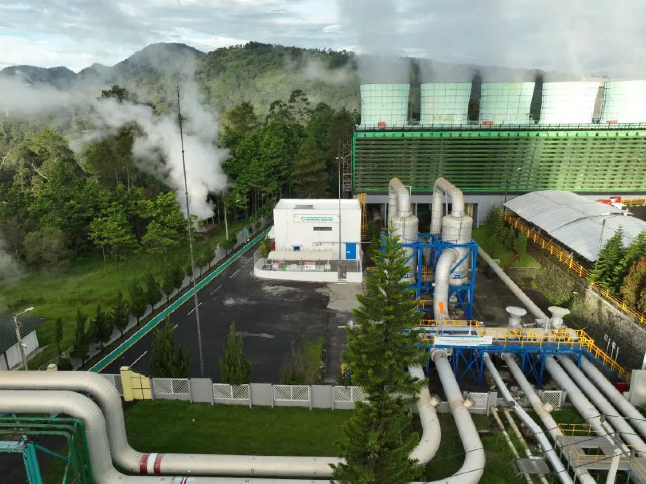 PLN Gandeng Pupuk Indonesia dan ACWA Power untuk Produksi Hidrogen dan Amonia Hijau