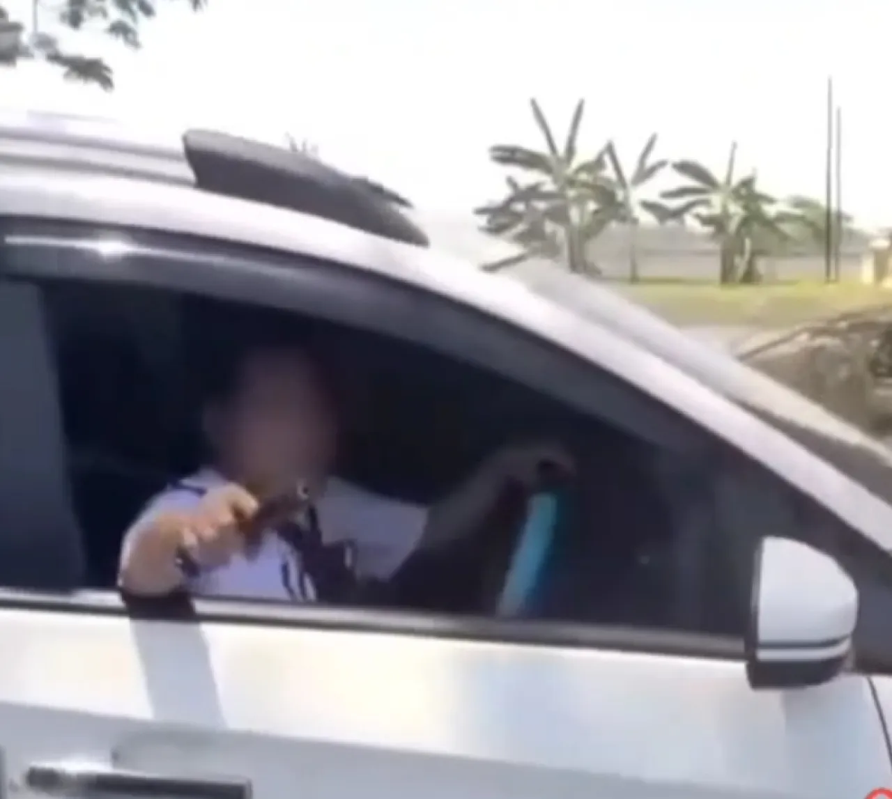 Marah karena Macet, Sunarwan Tembak Ban Mobil Pengendara lain di Jalur Pantura agar Diberi Jalan