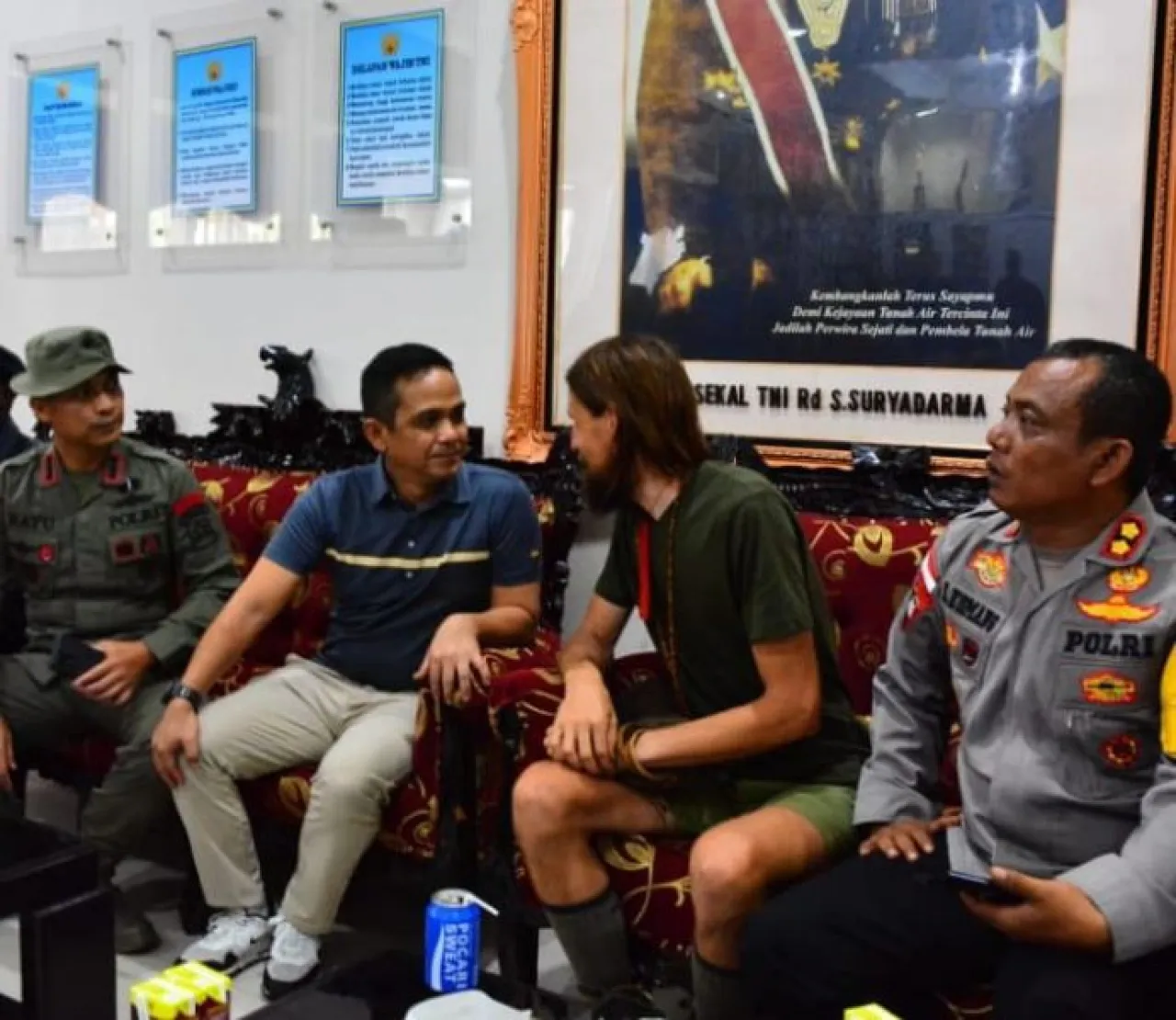 IPW Apresiasi Pembebasan Pilot Susi Air oleh Pasukan Operasi Damai Cartenz