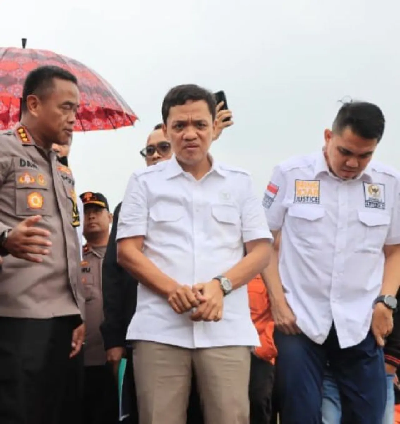 Tujuh Remaja Ditemukan di Kali Bekasi Mengambang, Komisi lll DPR RI Cek Lokasi