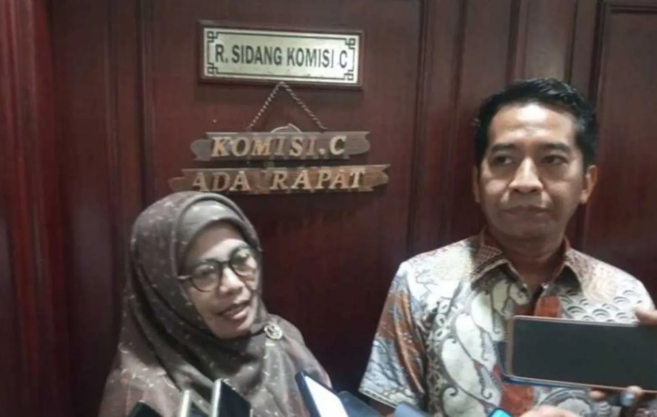Komisi C DPRD Surabaya Gelar Rapat Perdana, Ingin PAD Lebih Optimal