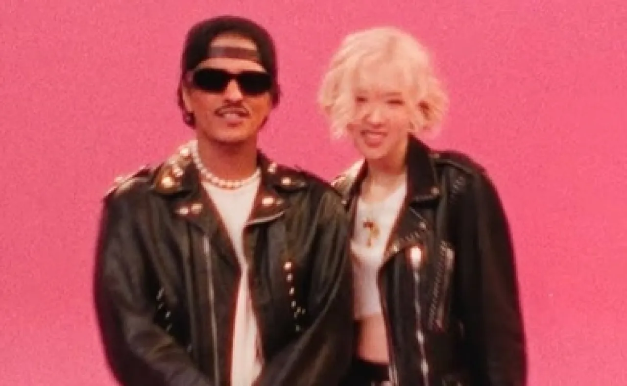 Kenapa Lagu APT. Rose dan Bruno Mars Dilarang Diputar Murid di Korea?