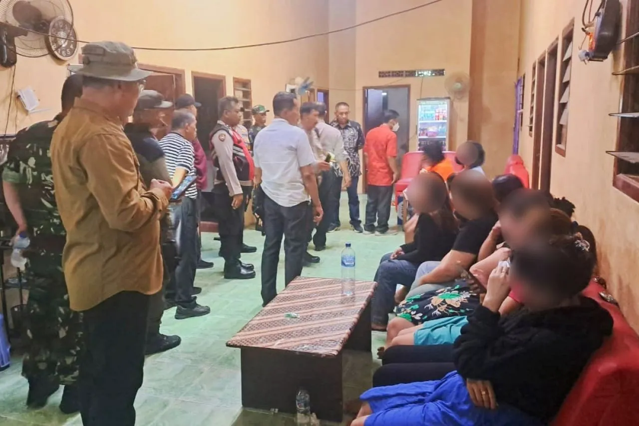 Dijanjikan Jadi Pemandu Lagu, 12 Wanita Dievakuasi dari Rumah Kosong di Sememi Surabaya