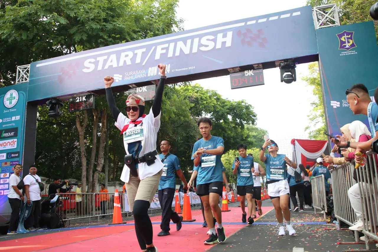 Hari Kesehatan Nasional, Pemkot bersama PERSI Gelar Surabaya Pahlawan Run 2024