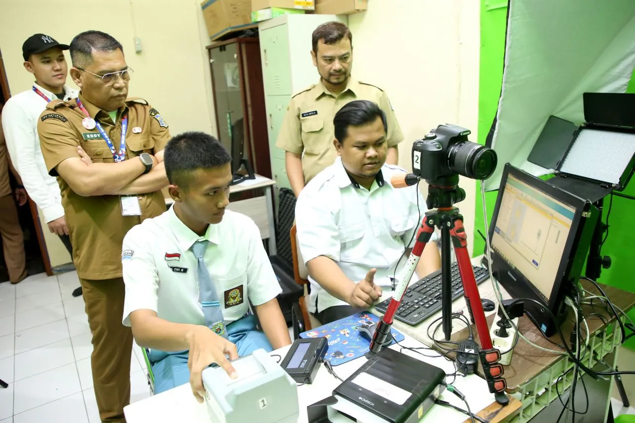 Catat Tanggalnya! Dispendukcapil Surabaya Buka Layanan KTP-el bagi Pemilih Pemula di MPP-Kelurahan