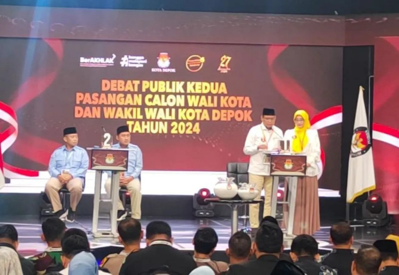 Tentang Program Kuliah Gratis dari Supian-Candra, Paslon Imam-Ririn Berikan Kritik Tajam