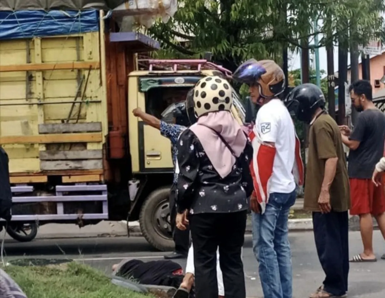 Seorang Pria Terkapar di U Turn Kayu Tangi