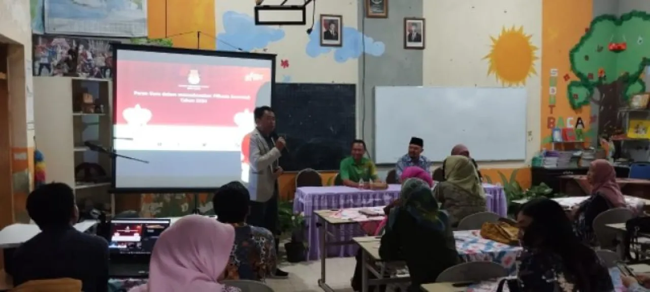 Ketua PGRI Kecamatan Bumiaji Minta Anggotanya Jaga Netralitas di Pilkada Tahun 2024