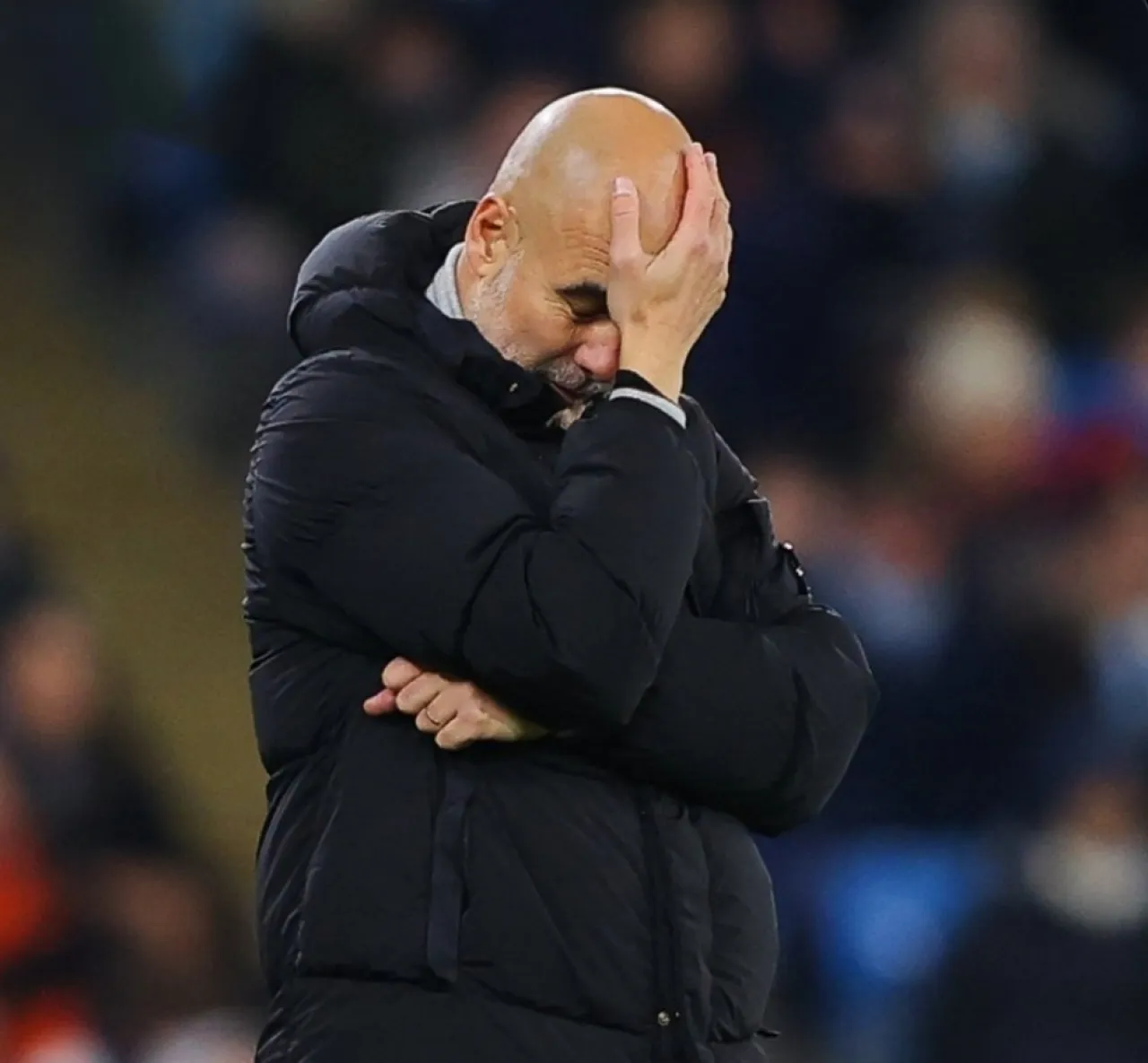 Terus Apes! Unggul 3-0 hingga Menit 75, Manchester City Akhirnya Ditahan Imbang Feyenoord
