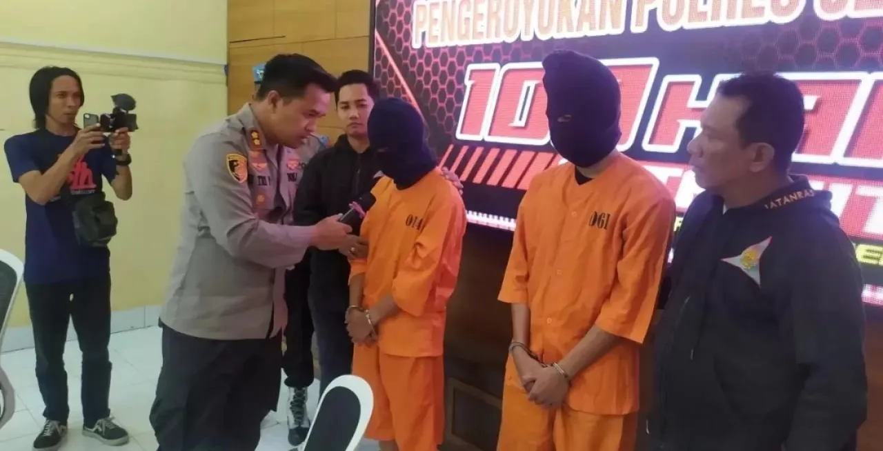 Hanya karena Tak Terima Disalip, Dua Pria Ngaku Wartawan Keroyok Sopir Truk di Bali