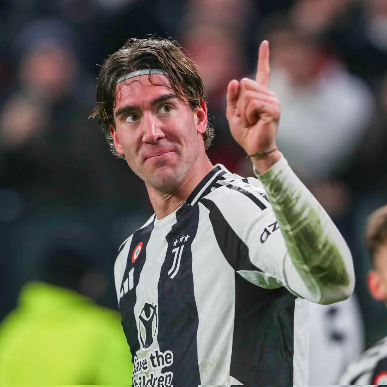 Dusan Vlahovic Berseteru dengan Supporter Juventus