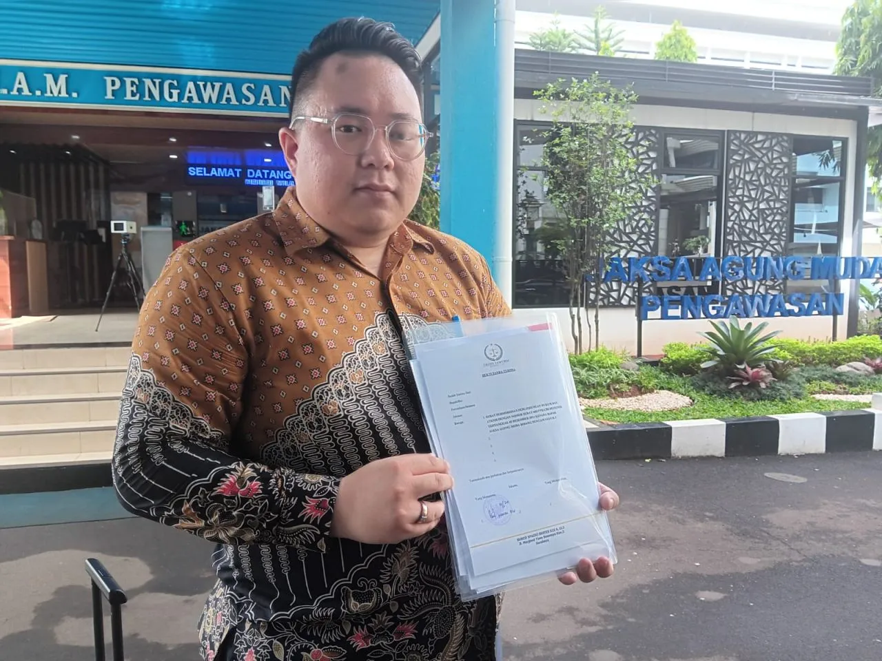 Dianggap Tak Mampu Buktikan Dakwaanya, Michel Penasihat Hukum Herman Budiyono Adukan JPU ke Jamwas