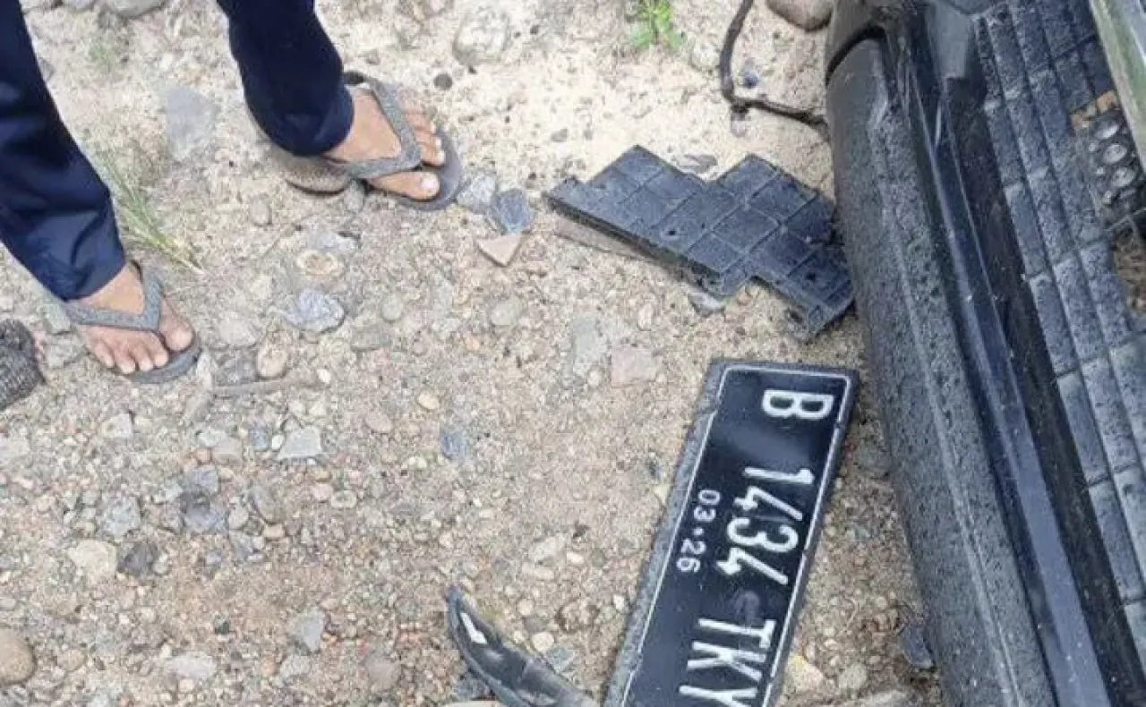 Toyota Rush Ditabrak Kereta Api, 1 Penumpang Tewas