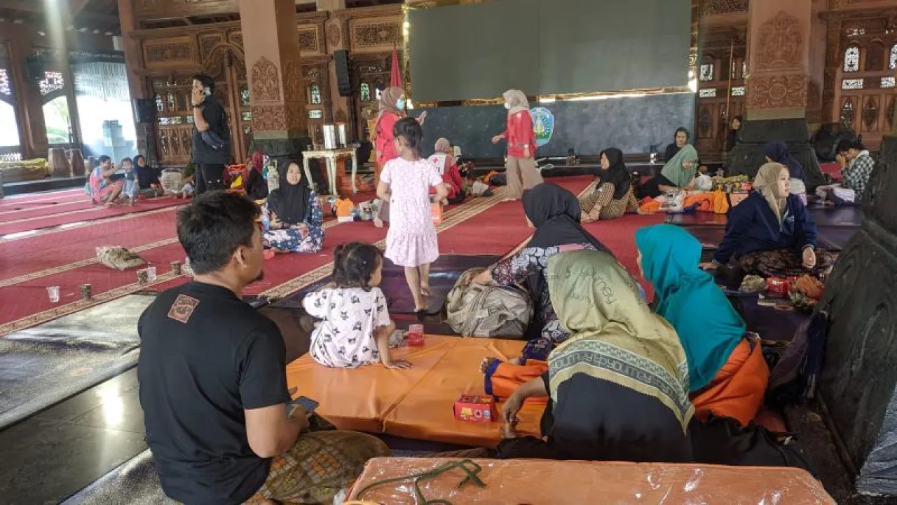 Pemkab Ponorogo Tampung Pengungsi Banjir di Pendopo