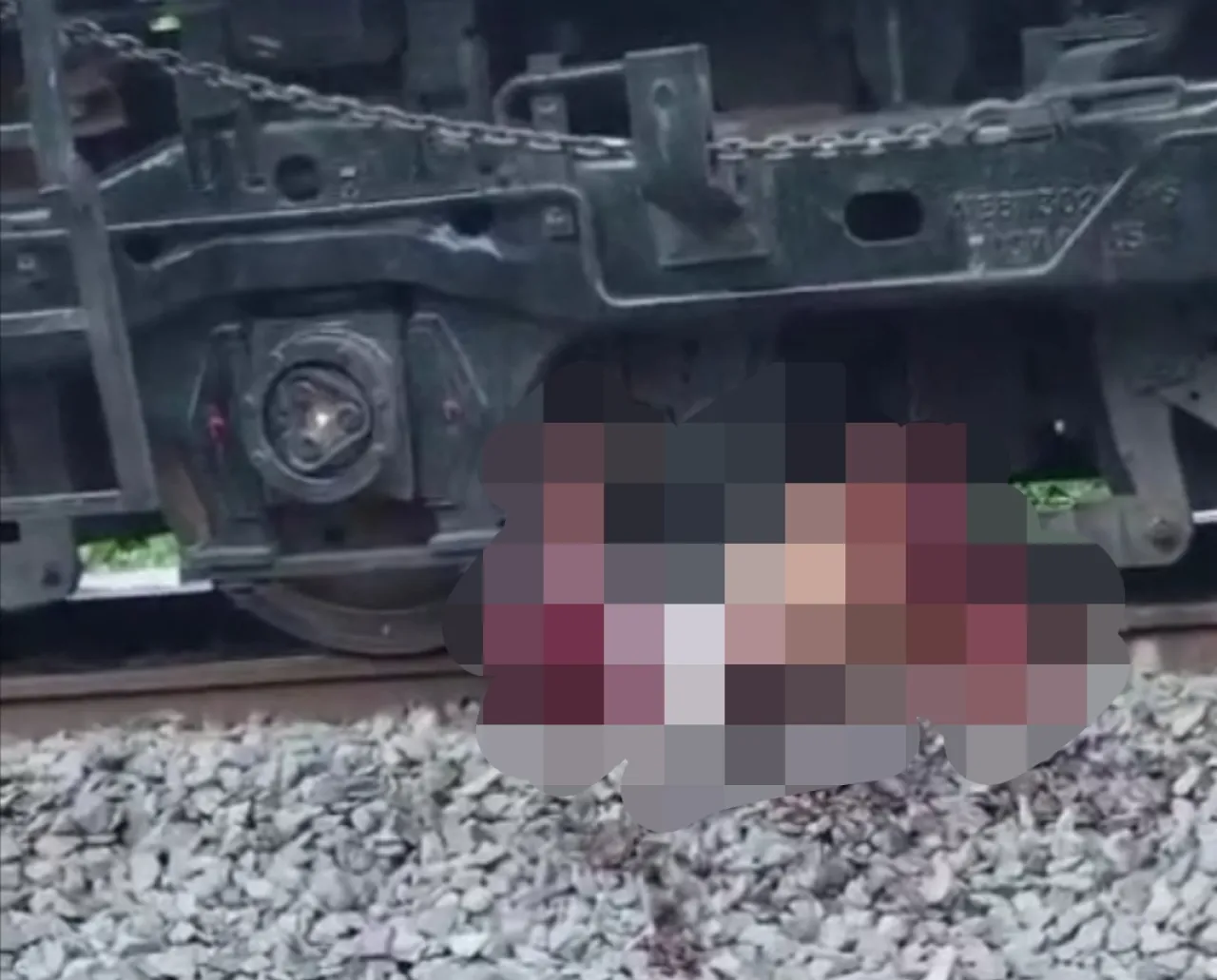 Pelajar Ditabrak Kereta Api di Muara Enim, Tersangkut di Gerbong KA 