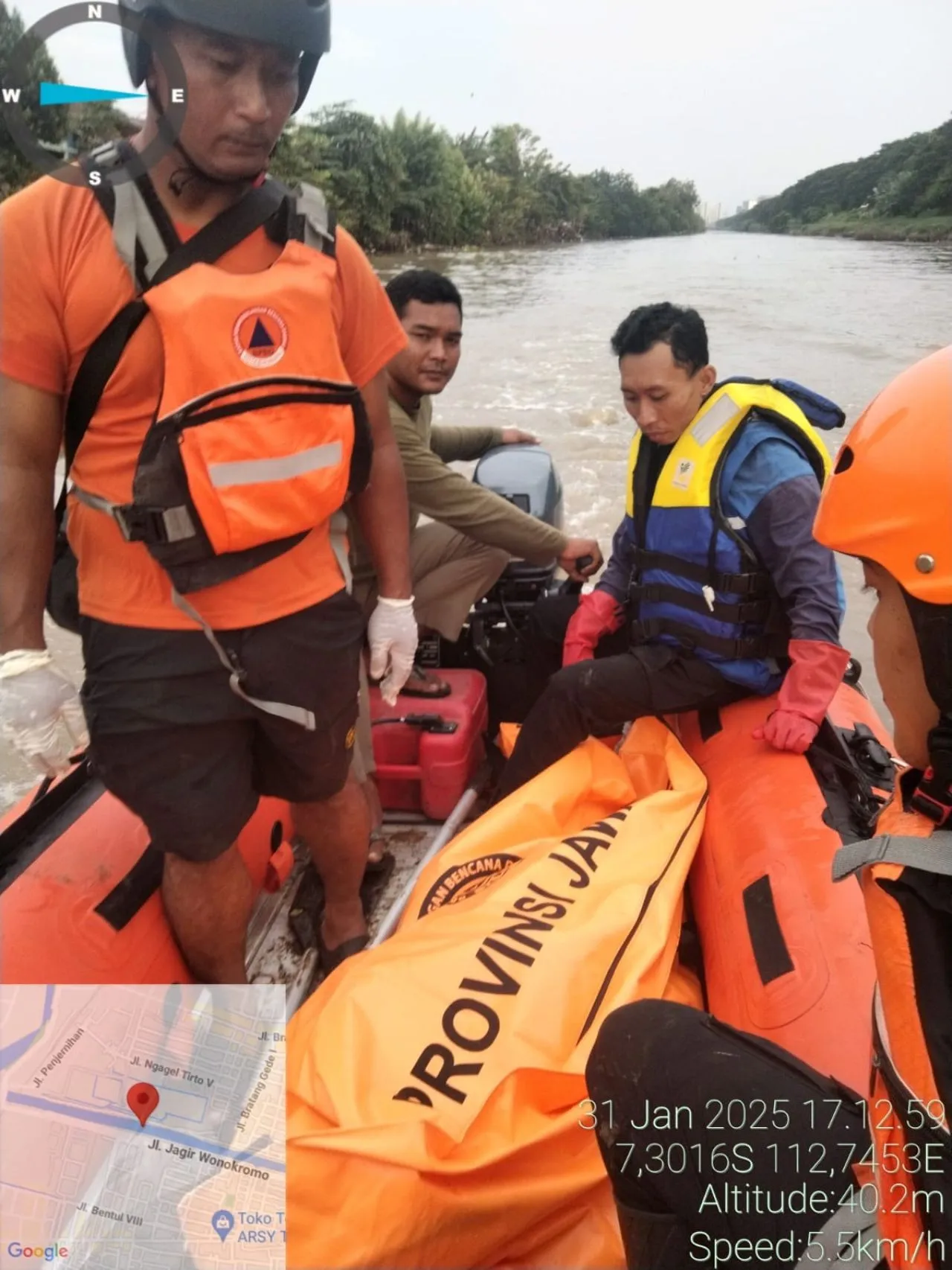 Tim SAR Temukan Jenazah Korban Tenggelam di Kali Jagir