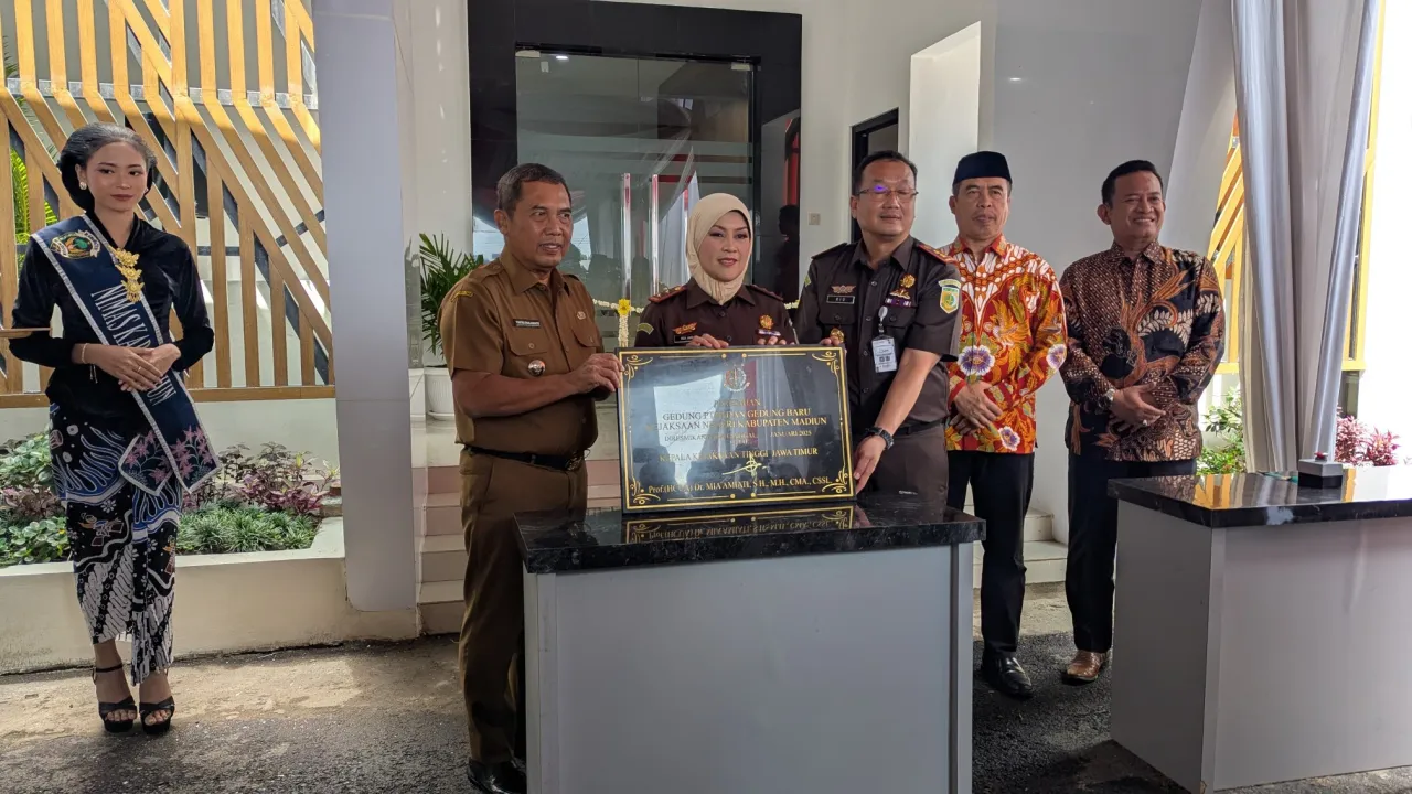 Kajati Jatim Resmikan Gedung Baru Kejari Kabupaten Madiun, Ini Pesan untuk Jaksa