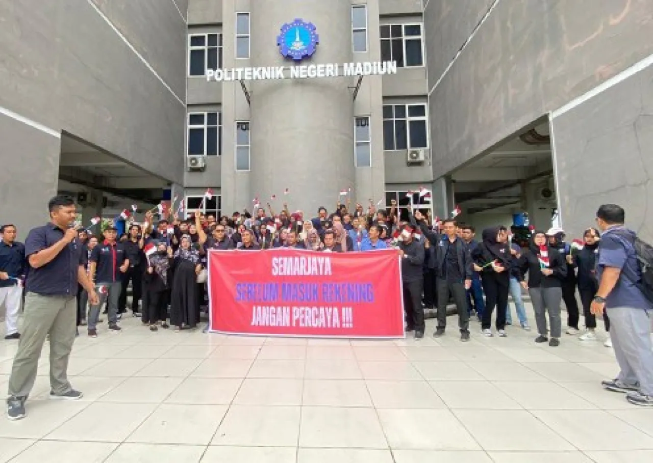 Lima Tahun Tak Dapat Tukin, Puluhan Dosen di Madiun Demo