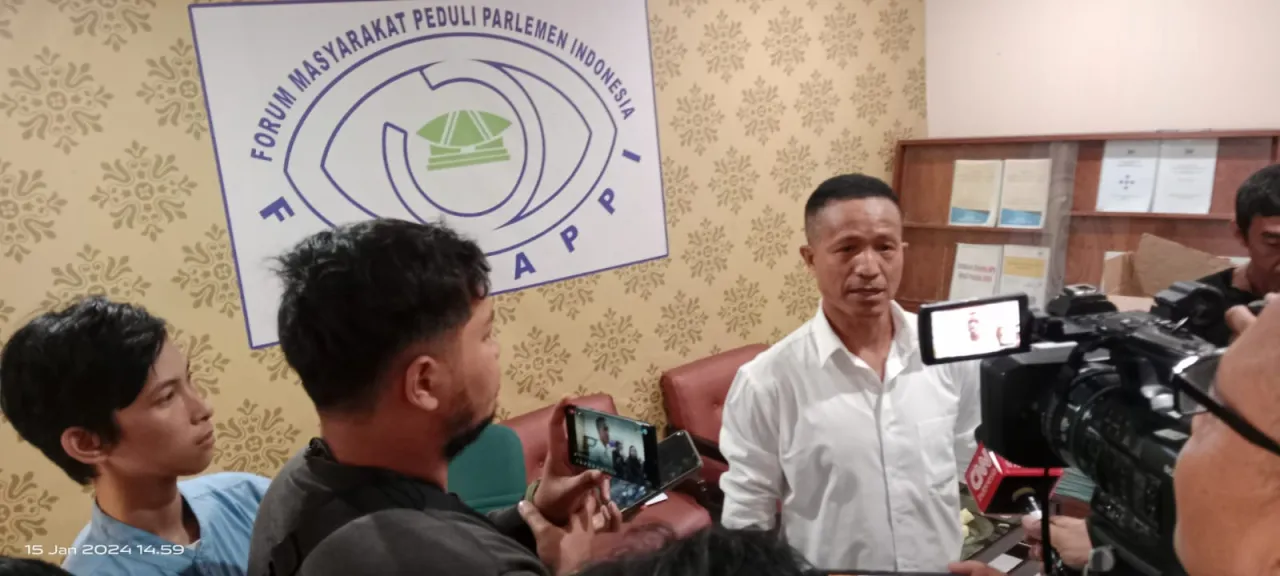 KPK Tetapkan Sekjen DPR RI Sebagai Tersangka, Formappi: Gak Apa-Apa daripada Gak Sama Sekali