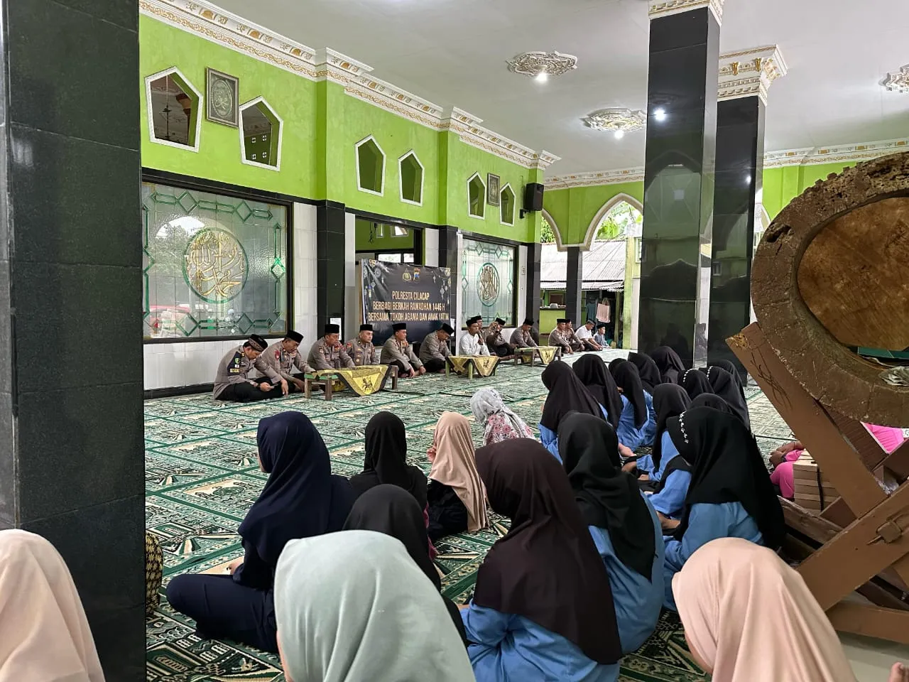 Buka Bersama di Ponpes Al-Fattah, Polresta Cilacap Bangun Silaturahmi dan Motivasi Santri