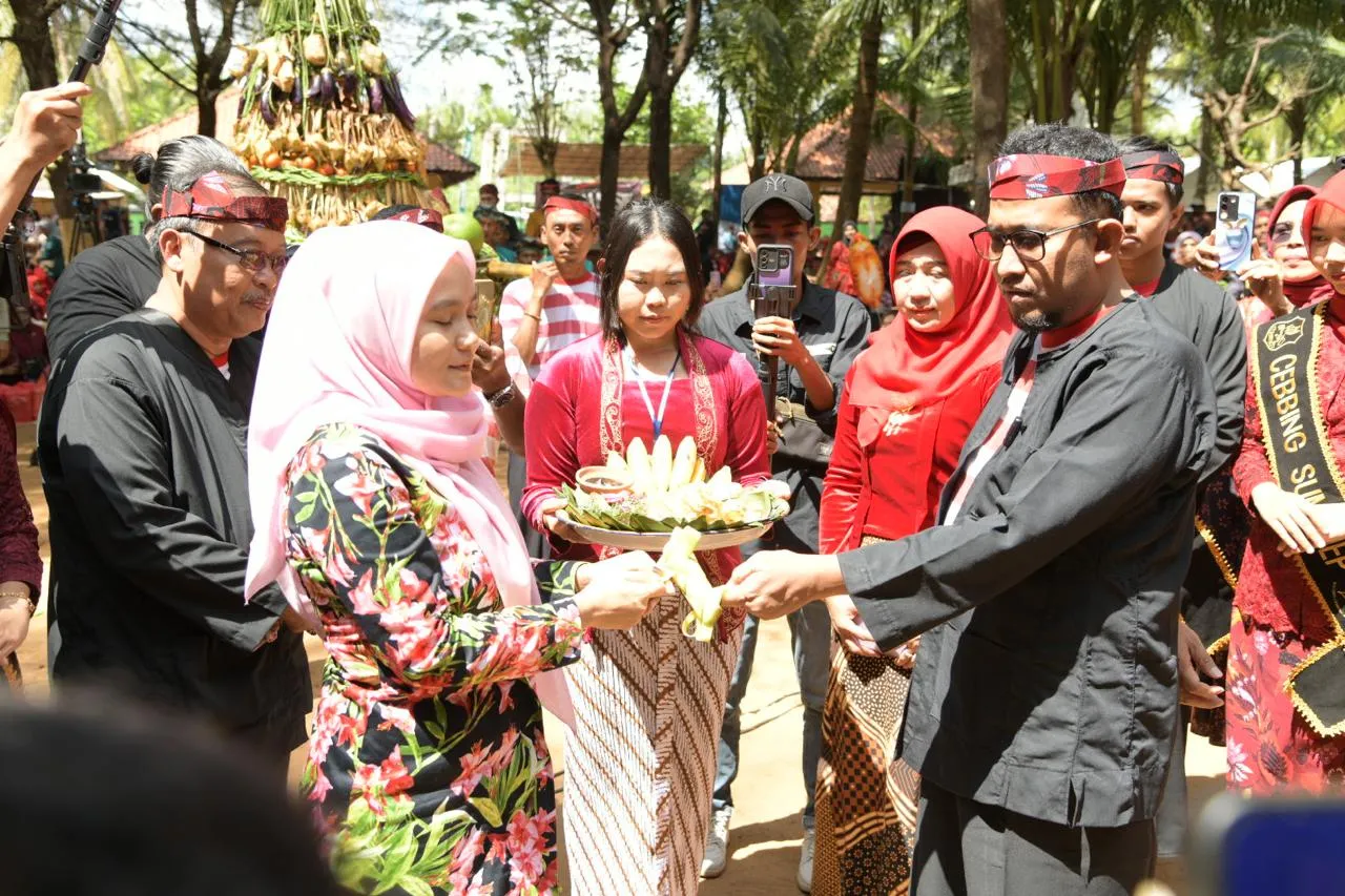 Pemkab Sumenep Gelar Festival Ketupat 2025: Jaga Tradisi dan Kebersamaan