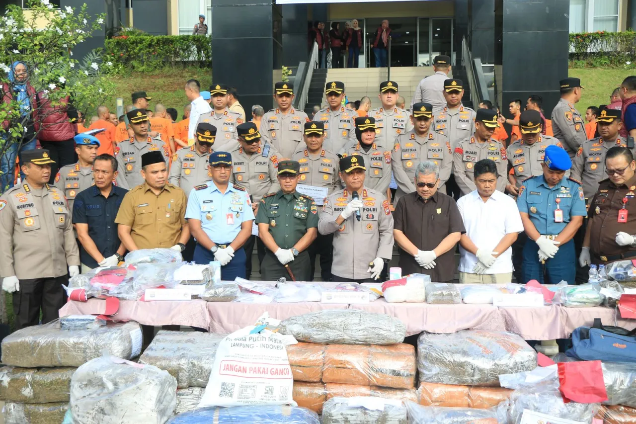 Forkopimda Sumbar Bersatu Perangi Narkoba, Apresiasi Kinerja Kapolda