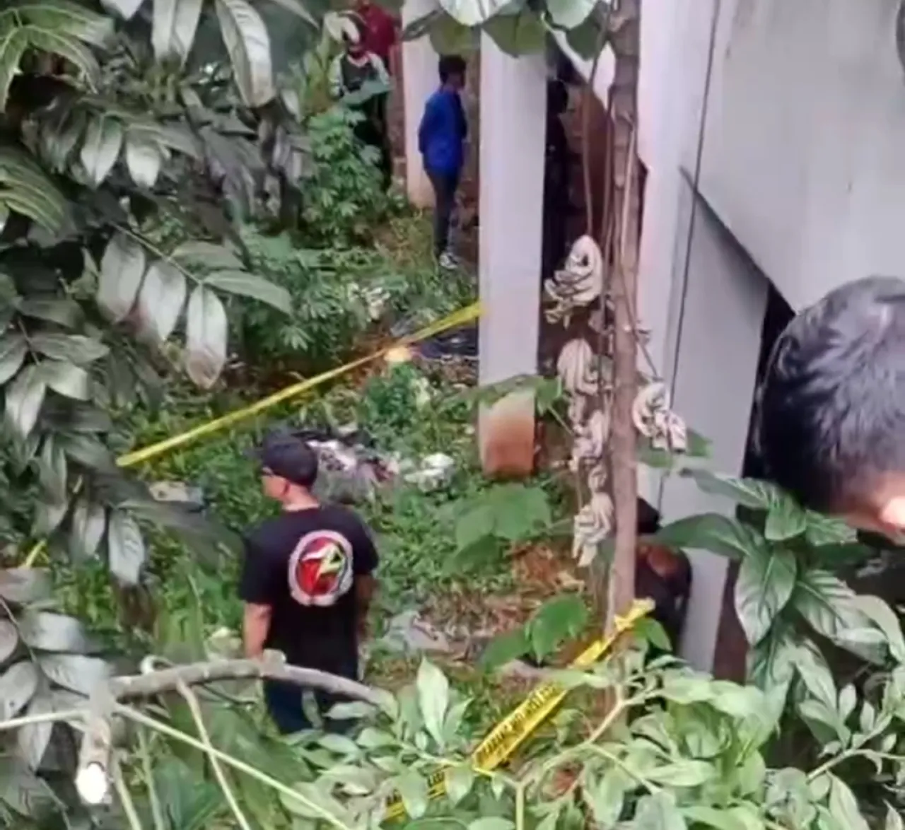 Pria Tewas Tergantung di Tugu Selamat Datang Depok