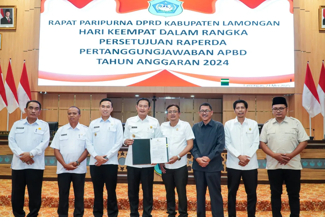 Raperda Pertanggungjawaban Pelaksanaan APBD Lamongan 2024 Disetujui