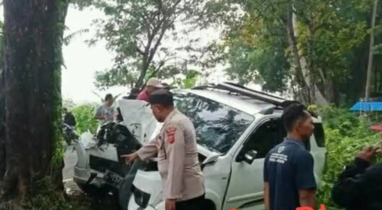Kecelakaan Maut,  Kades beserta Istri dan Anaknya di Cianjur, Meninggal