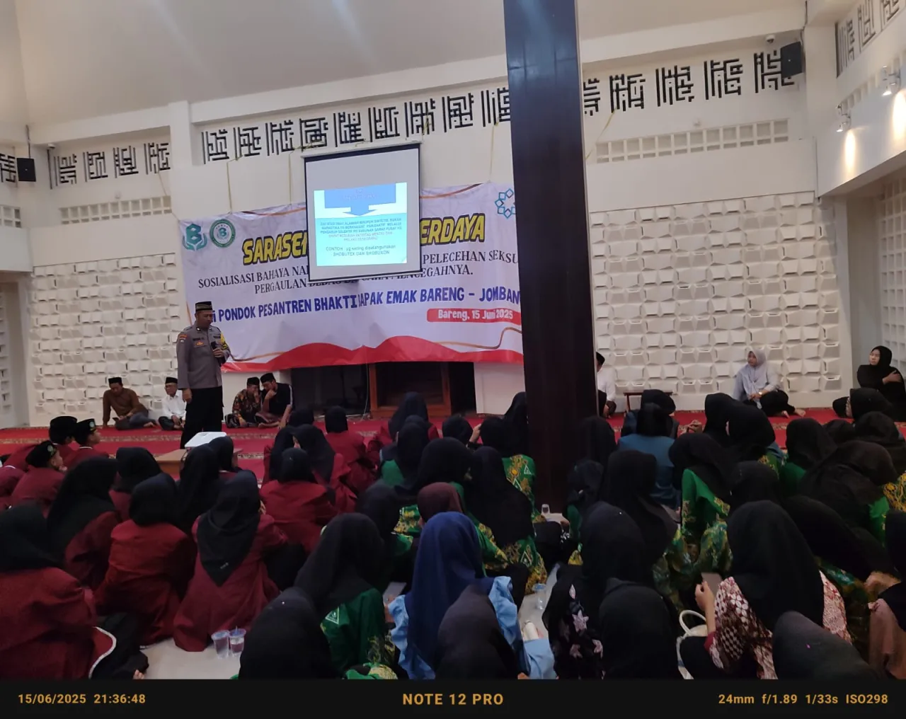 Cegah Bullying dan Pergaulan Bebas, Sarasehan Santri Berdaya Teguhkan Komitmen Pesantren Aman dan Sehat