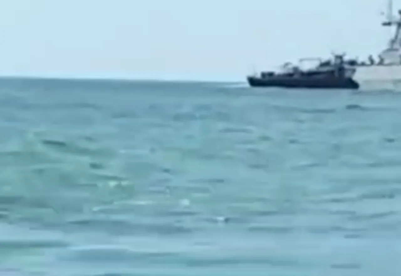 Kapal Nelayan Ditembaki Kapal Tak Dikenal