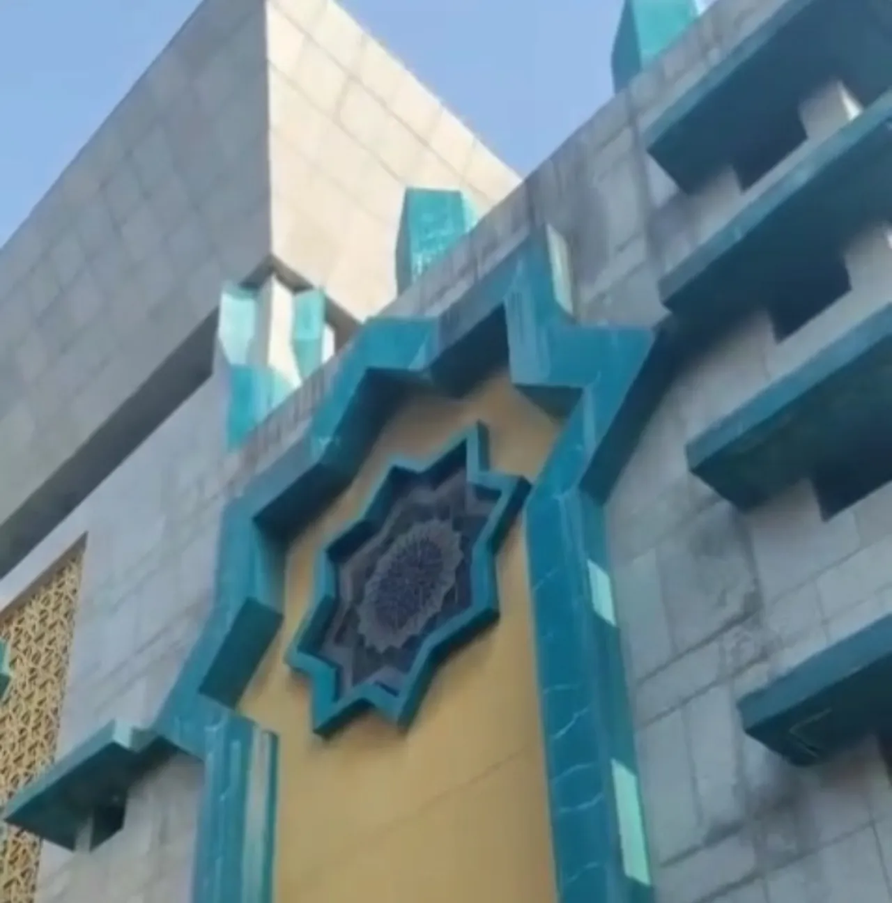 Kepergok Mencuri, Remaja Tewas Terjun dari Jakarta Islamic Center 