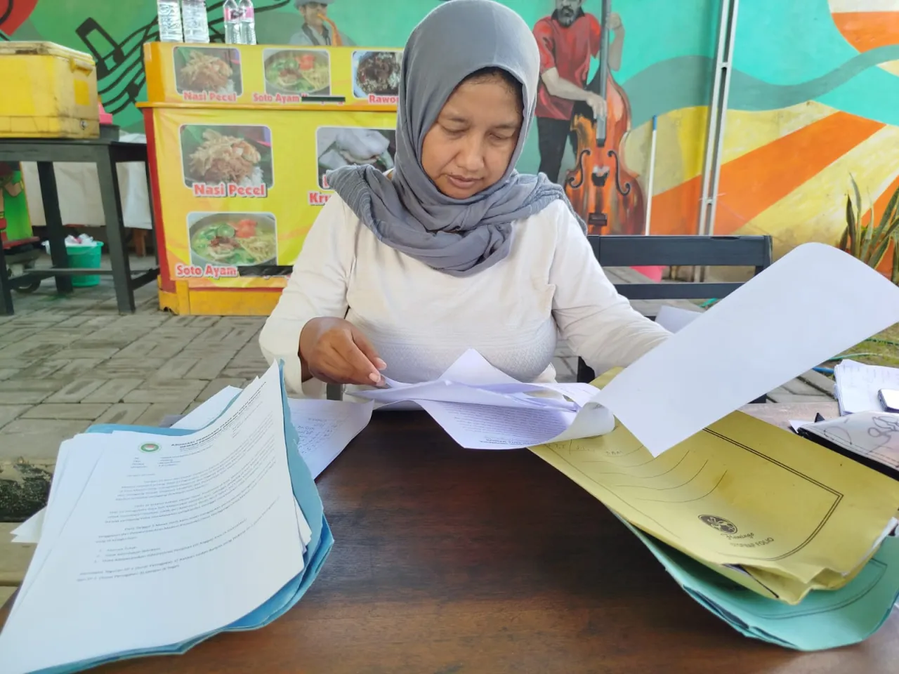 Resah, Pedagang Pasar Kota Madiun Curhat ke Prabowo