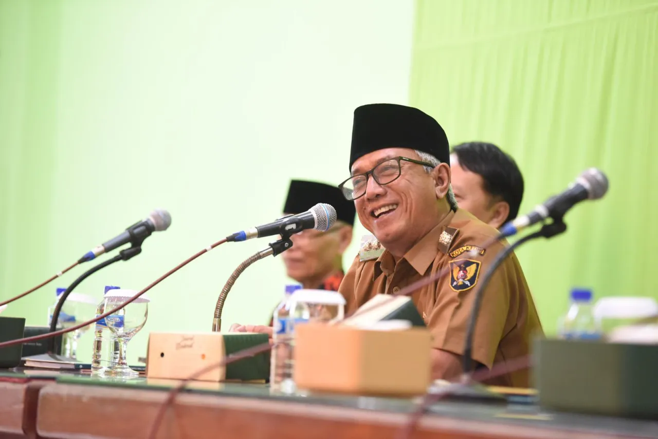 Gus Qowim Harapkan Kerukunan dan Toleransi Masing-Masing Makin Kokoh