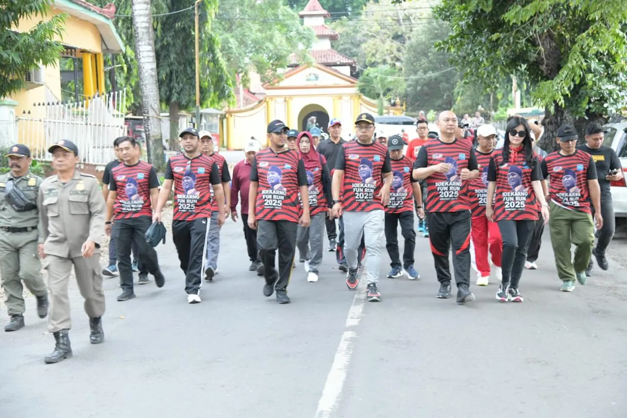Ribuan Peserta Meriahkan Soekarno Fun Run 2025 di Sumenep