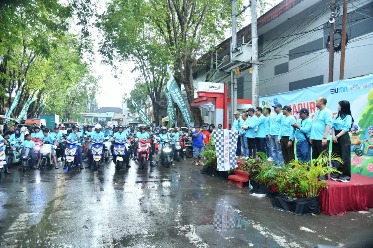 Pemkab Sumenep dan PLN Gelar Konvoi Kendaraan Listrik Dukung Energi Bersih