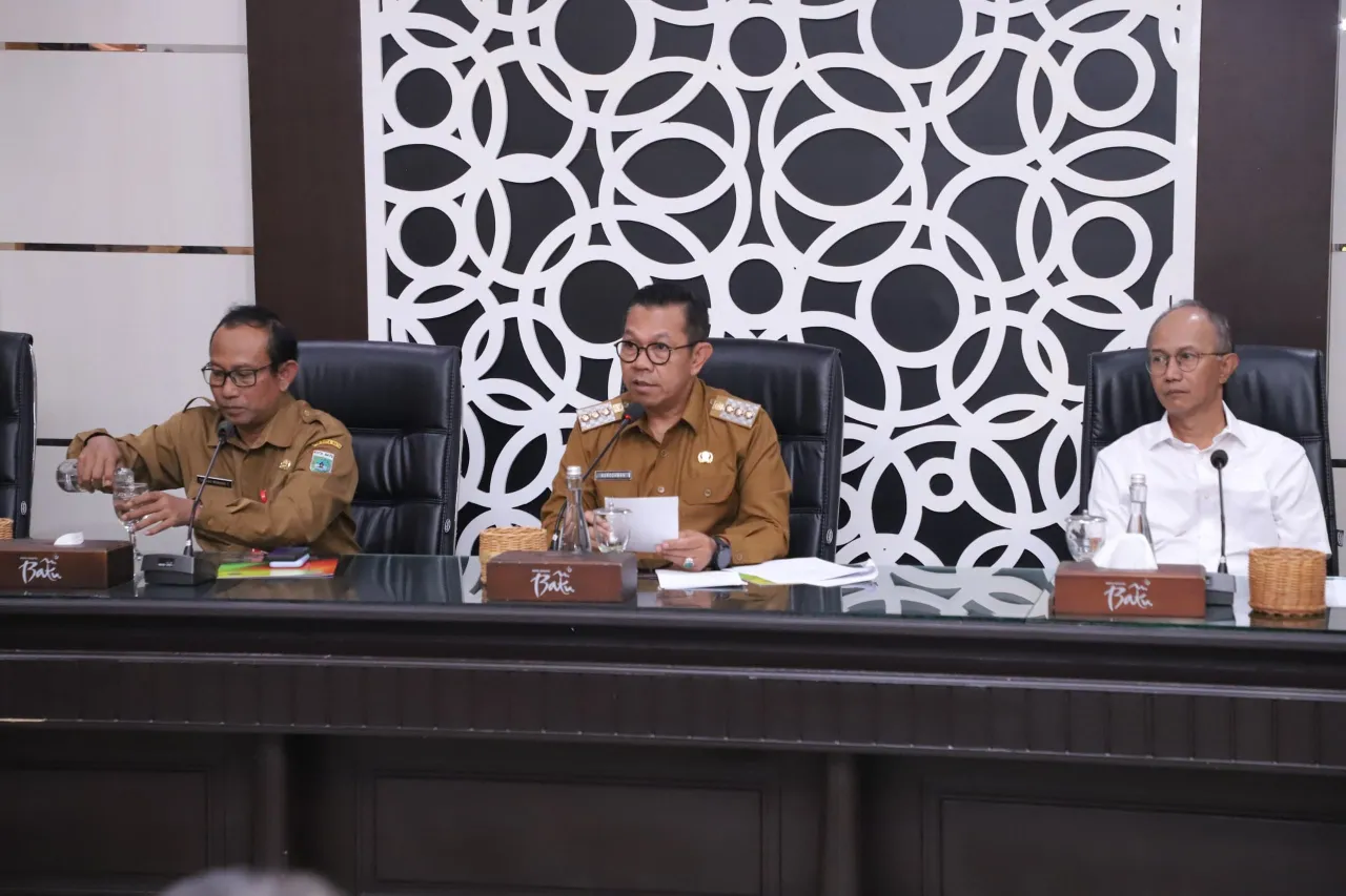 Wali Kota Batu Soroti Angka Pengangguran Dalam Rapat Pembahasan Koordinasi Tim Daerah Vokasi