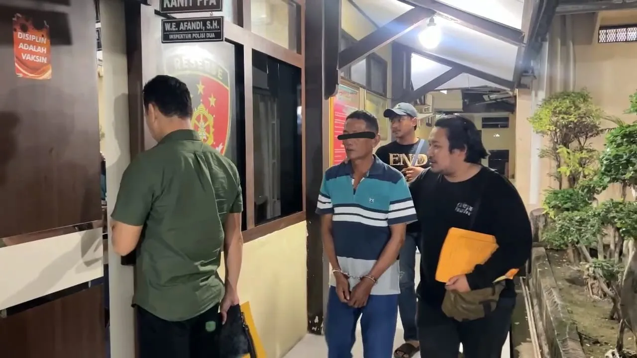 Pria Paruh Baya Asal Brondong Lamongan Ditangkap Usai Hamili Gadis di Bawah Umur