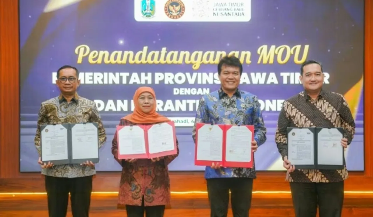 Gubernur Jatim Khofifah Teken MoU dengan Barantin untuk Dirikan Instalasi Karantina Terpadu Pertama