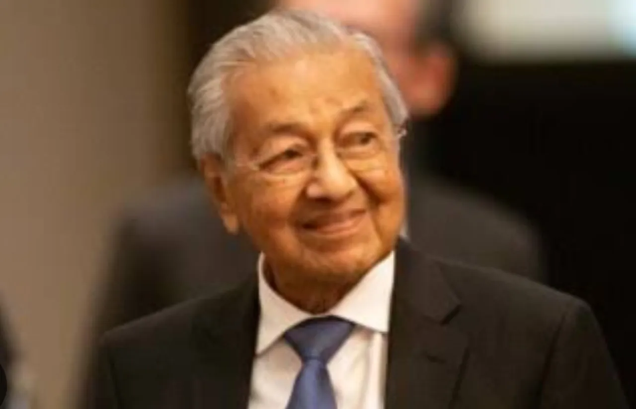 Mantan PM Malaysia Mahathir Mohamad Sehat di Usia 100 Tahun, Apa Resepnya?