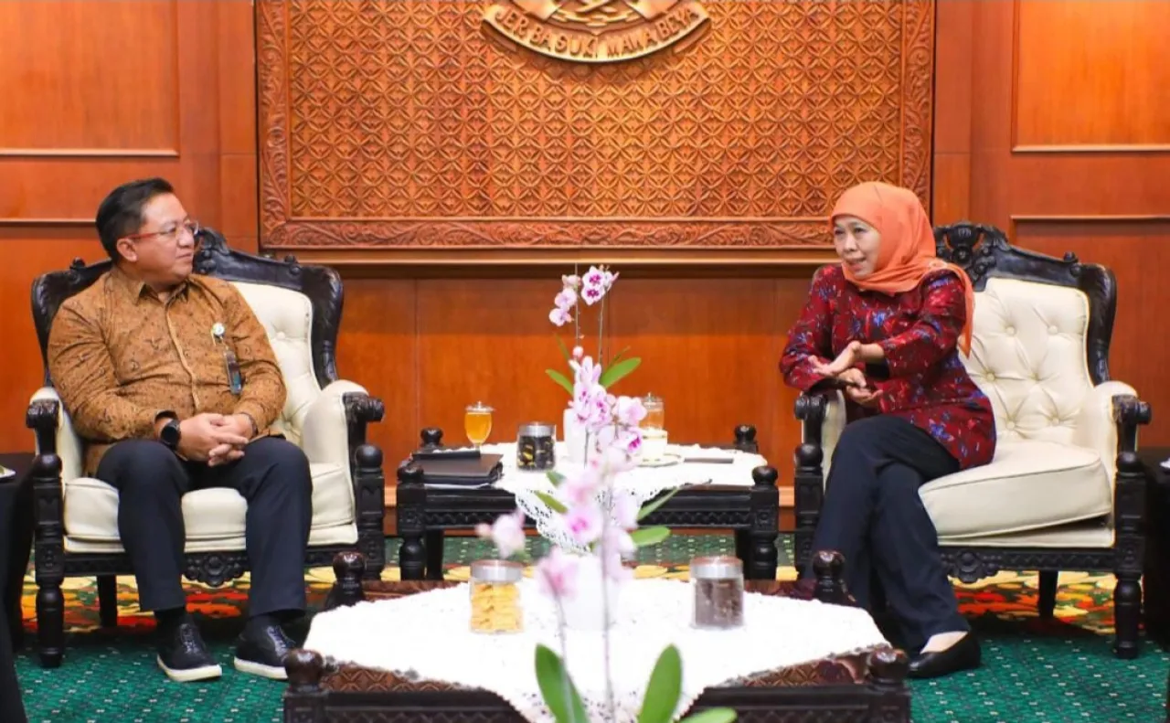 Khofifah Ajak Bulog Salurkan Bahan Pokok Lewat Koperasi Merah Putih di Jawa Timur