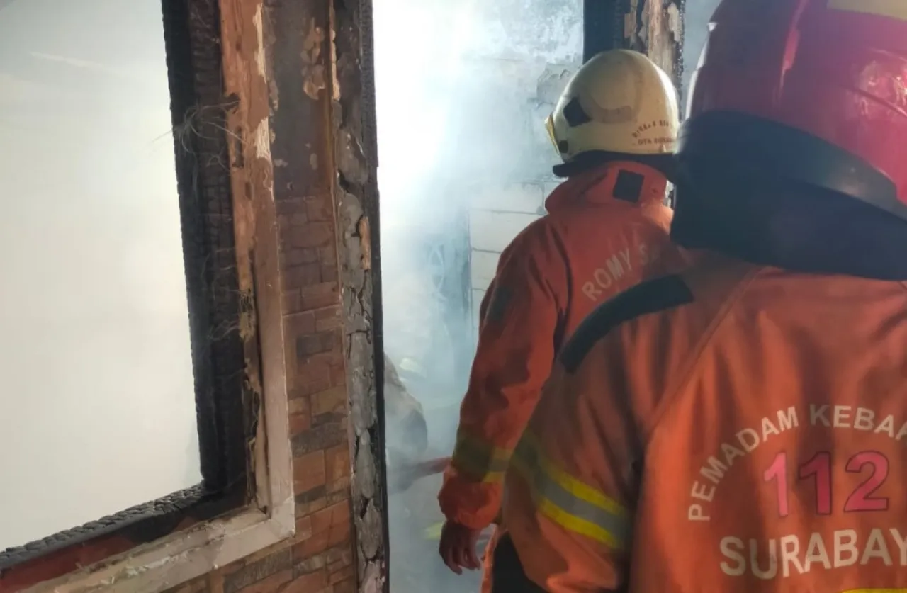 Rumah di Wonosari Besar Surabaya Kebakaran, Satu Anak Alami Luka Bakar