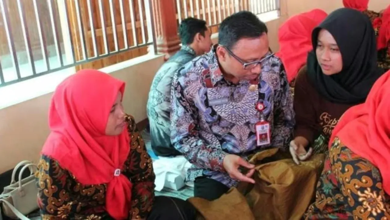 Batik Obor Sewu Jadi Seragam ASN Bojonegoro