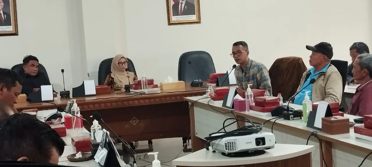 Ucapan Ketua Fraksi Gerindra Kota Batu Membuat Warga Desa Bulukerto Puas