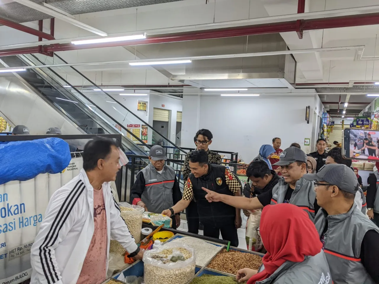 Awasi Pedagang Nakal, Pemkab Ponorogo Razia Pasar Legi