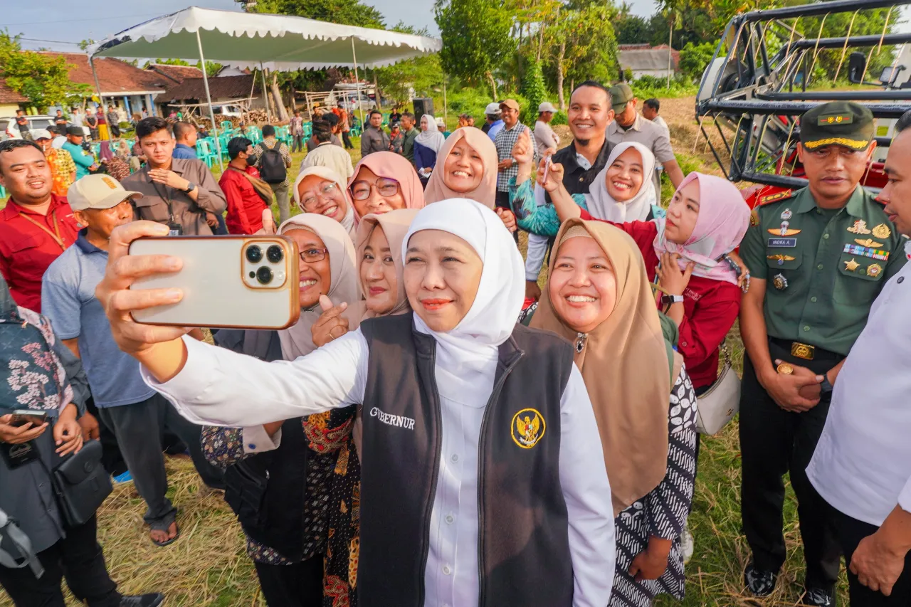 Gubernur Khofifah Dorong Produksi Hasil Pertanian di Jember
