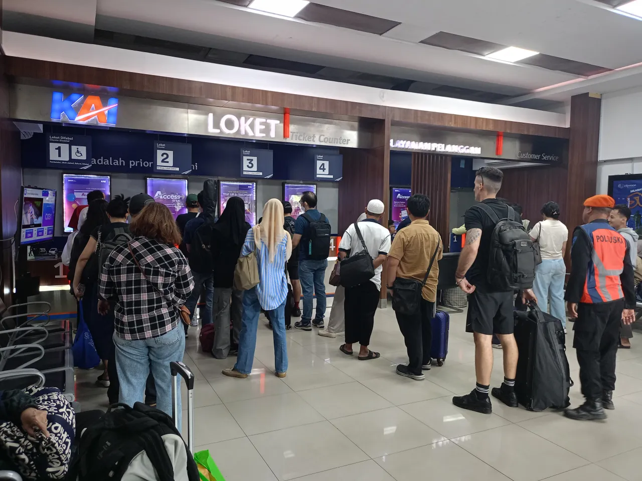 KAI Daop 8 Surabaya Batalkan Keberangkatan 9 KA Tujuan Jakarta Hari Ini