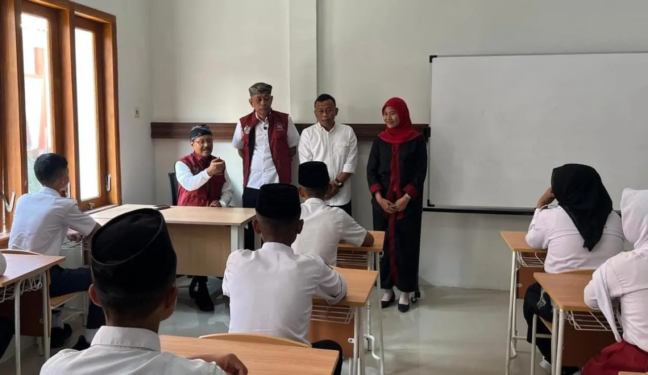Kunjungi Sekolah Rakyat di Ponorogo, Mensos Minta Jangan Ada Bullying Siswa