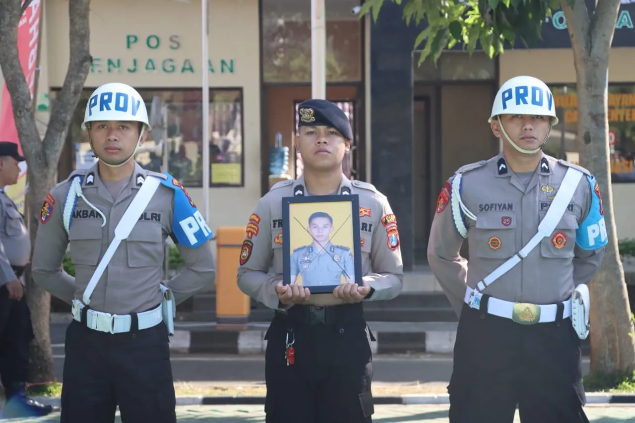 Di-PTDH, Satu Anggota Polres Batu Diberhentikan dari Kedinasannya